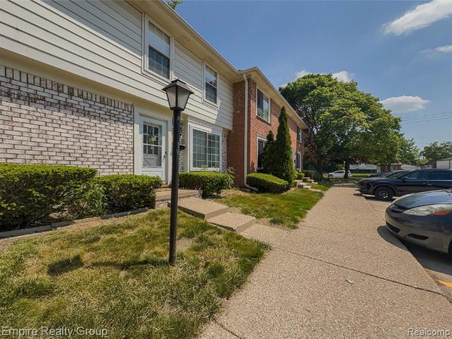 3002 Seaton Circuit