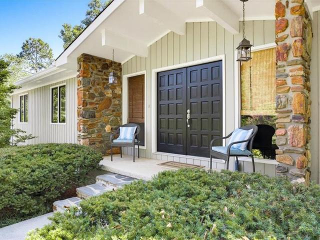 3002 Timberline Road