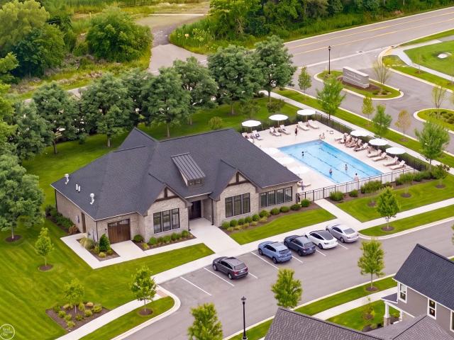 3003 Woodland Circle