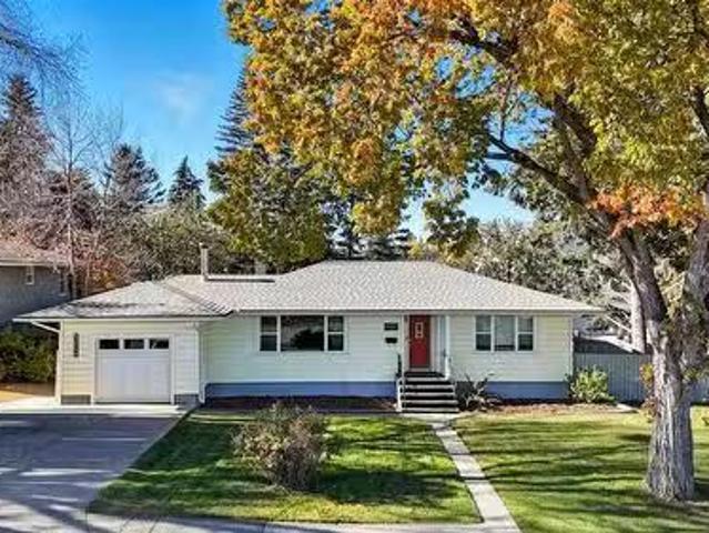 3003 25 Street Sw, Calgary, AB, T3E 1Y2 house for sale List.