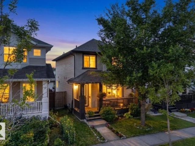 3003 20 Avenue Nw, Edmonton, AB, T6T 0L8 house for sale | Listing ID E4508 | Royal LePage