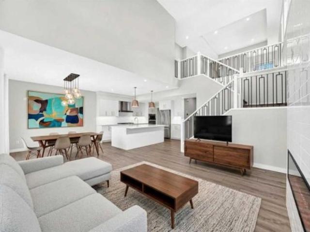 300 Carringvue Place Nw, Calgary, AB, T3P 2A5 house for sale | Listing ID A2350 | Royal LePage