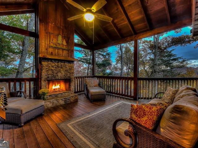 300 Cloudland Trace