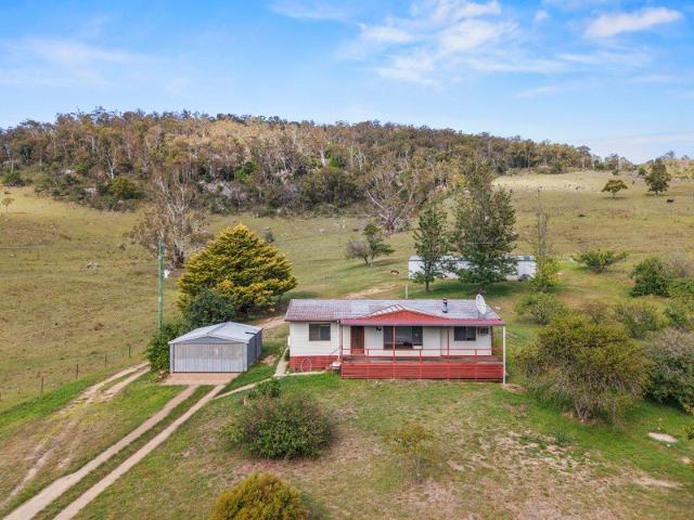 300 ACRES | RIVER FRONTAGE | GRAZING & BUSH | CLASSIC FARMHOUSE