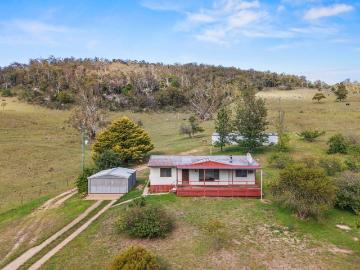 300 ACRES | RIVER FRONTAGE | GRAZING & BUSH | CLASSIC FARMHOUSE