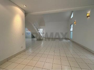 300 Área Útil Casa de Condomínio Alugar, 3 Dormitórios localizado em Avenida Mario Campolim, 61, Parque Campolim, Sorocaba, São Paulo, 18047600 | Brasil