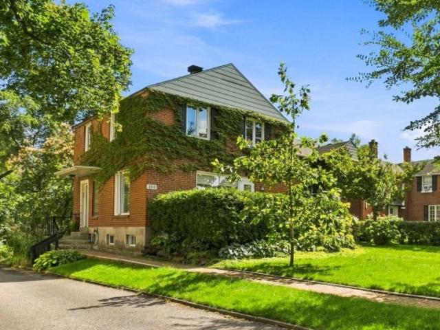 300 Boul. Laird, Mont Royal, QC, H3R 1Y2 house for sale | Listing ID 28145 | Royal LePage