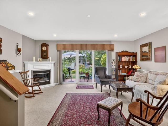 300 Buck Island Rd # 14C