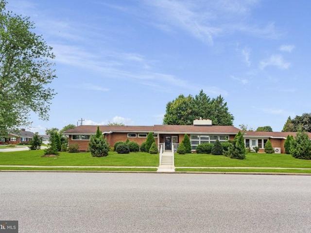 300 George St, Hanover, PA 17331