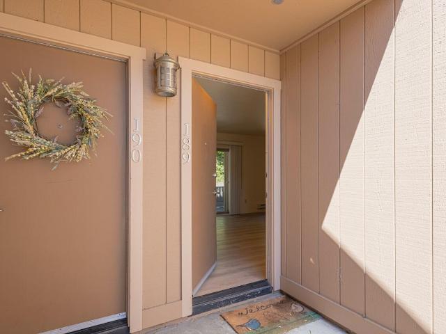 300 Glenwood Cir, Unit 189, Monterey, CA 93940 | MLS #ML82025