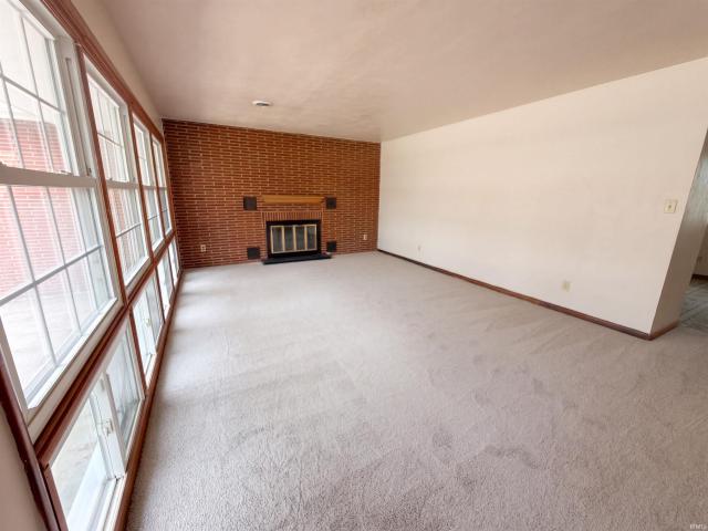 300 E Mayfair Lane