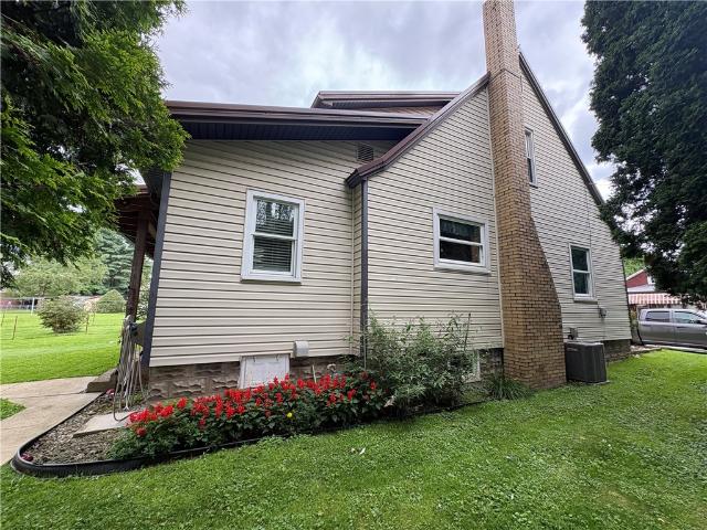 300 Elk St