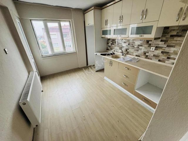 300 Evler Arakat Sıcak Sulu Çift Balkon Daire