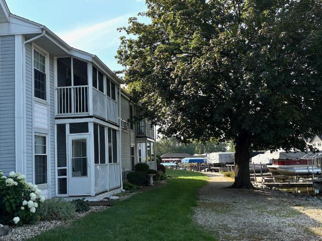 300 Foxwood Dr, Unit 158