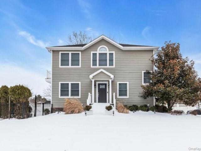 300 Fiddler Ln, Greenport, NY 11944 | MLS #964278