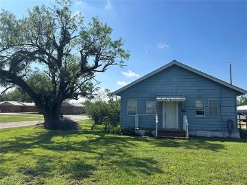 300 Harrison Ave, Newcastle, TX 76372 | MLS #21243