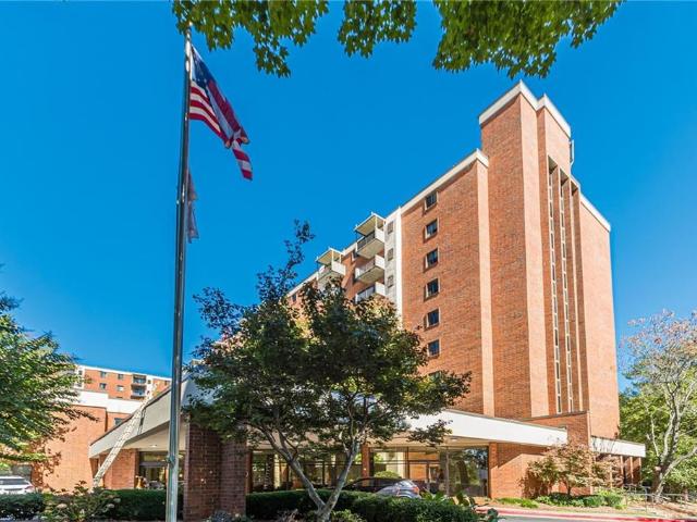 300 Johnson Ferry Rd, Unit B409, Atlanta, GA 30328 | MLS #7666
