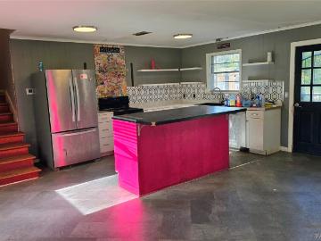 Caldwell Subdivision - Garden, Equipped kitchen