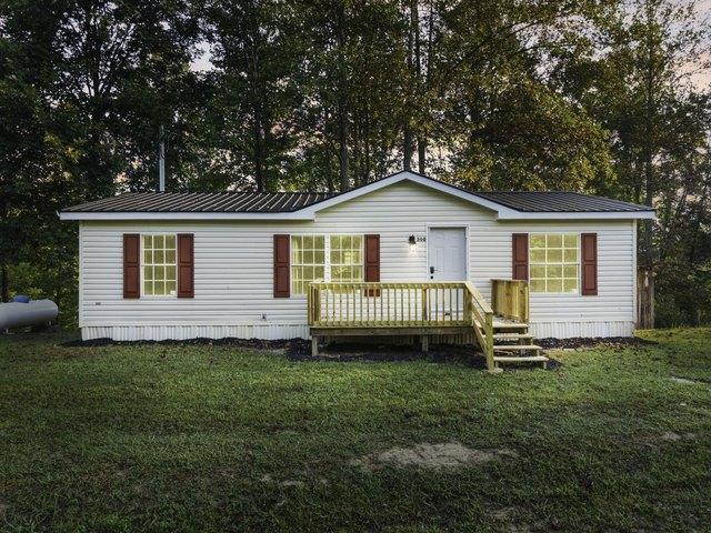 300 Old Hopewell Rd, Beattyville, KY 41311
