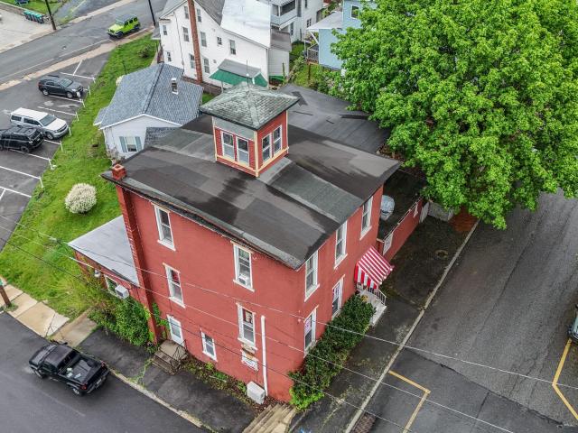 300 Lafayette St, Tamaqua, PA 18252 | MLS #774669