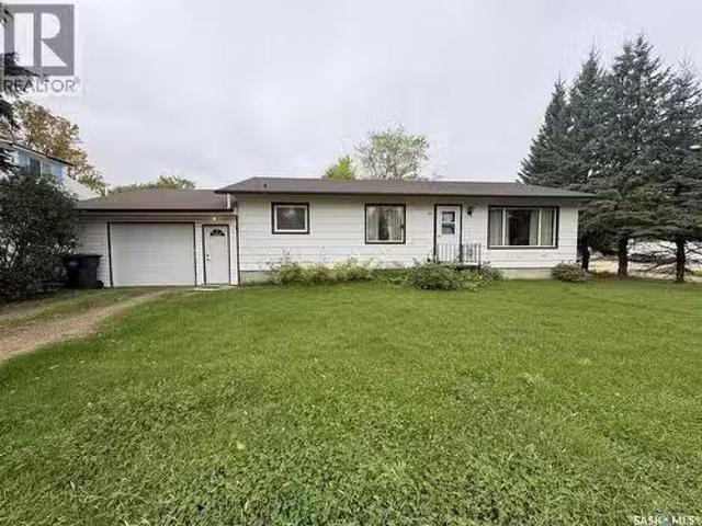 300 Livingstone Road, Pelly, SK, S0A 2Z0 house for sale Lis.