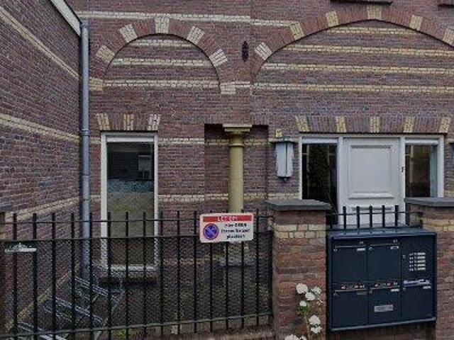 300 m2 apartment for rent in Delft