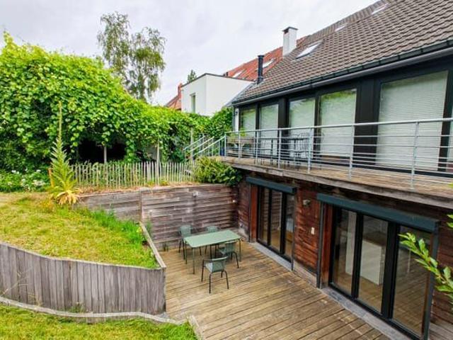 300 m² Villa | Up to 8 Bedrooms | Wezembeek Oppem