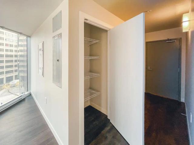 300 Main — Floor Plan F