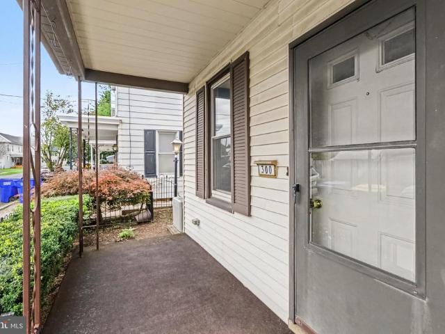 300 N Arch Street