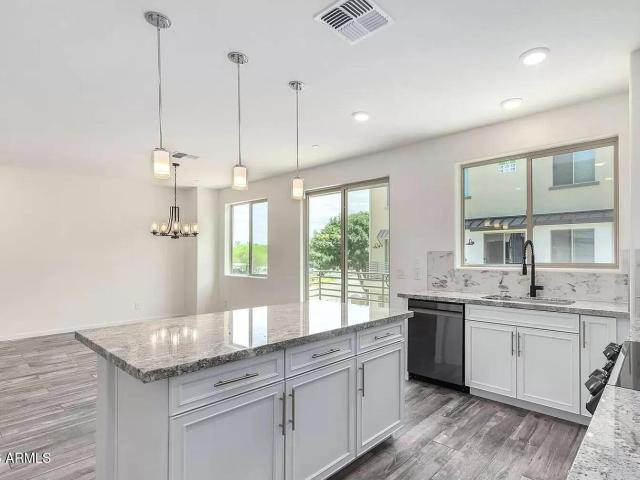 300 n gila springs boulevard # 282