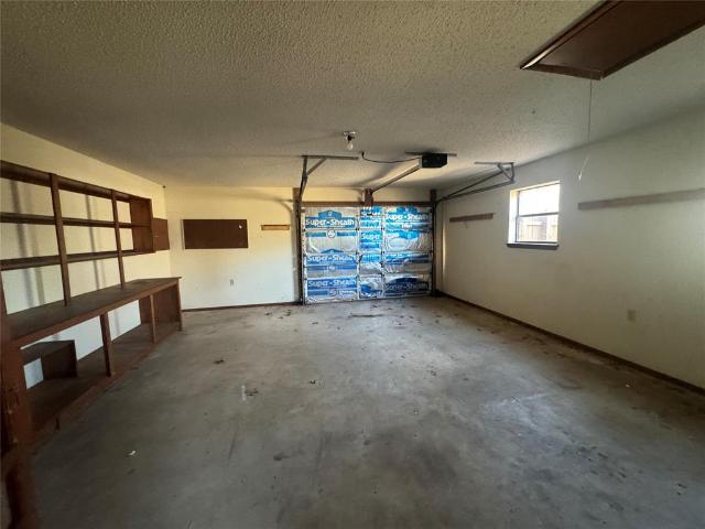 300 N Rush Avenue
