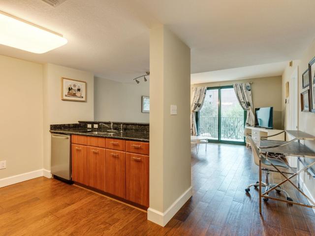 300 S Duval St, Unit 604, Tallahassee, FL 32301 | MLS #395908