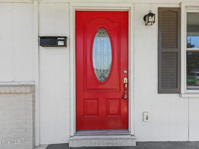 300 S Miller Avenue