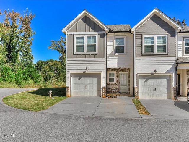 300 Sumac Trail