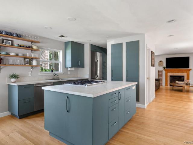 300 Pond View Lane