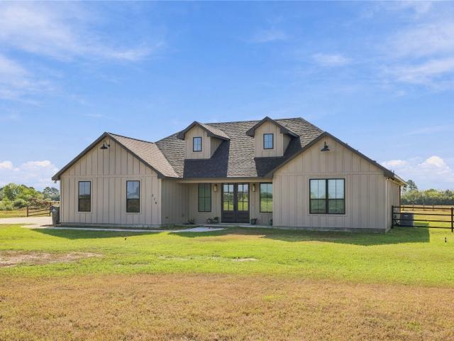 300 Ridgeview Drive