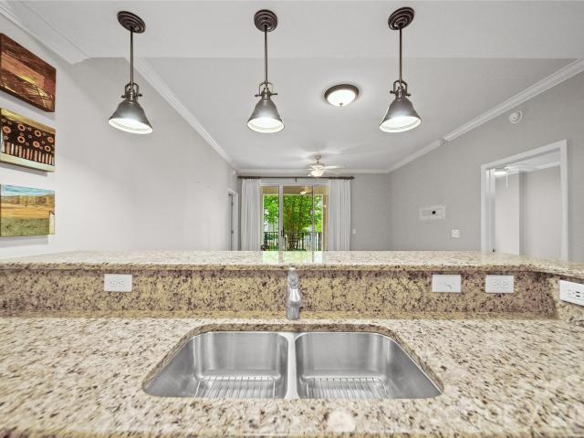 300 W 5th Street # 228