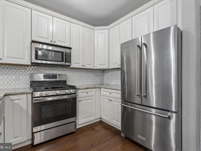300 W Elm # 2134