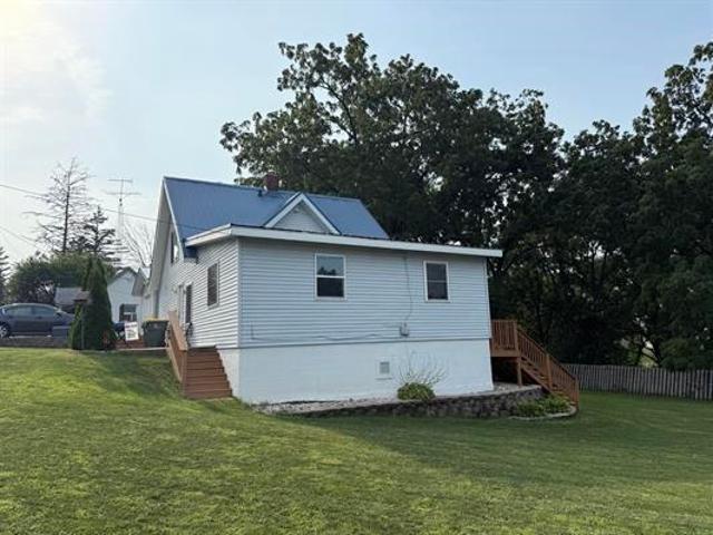 300 W Main Street
