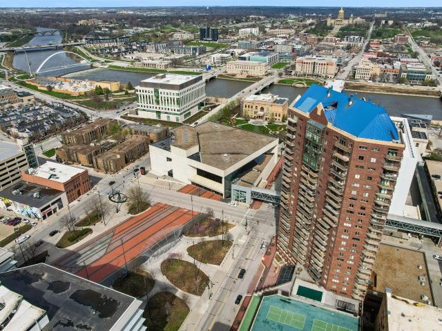 300 Walnut Street 707