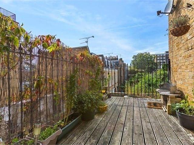 300 Walworth Road, London SE17, 1 bed flat to rent, £1,700 pcm | PrimeLocation