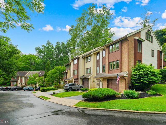 300 Westbriar Drive