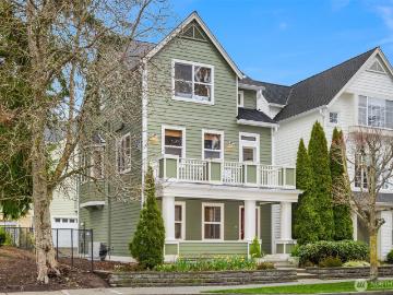 300 Wyatt Way NE # 1