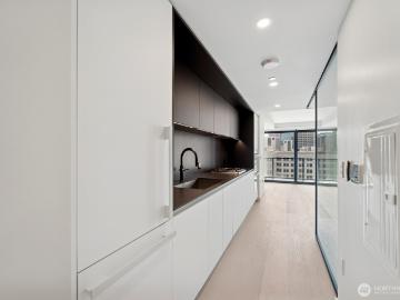 300 Virginia Street # 1107