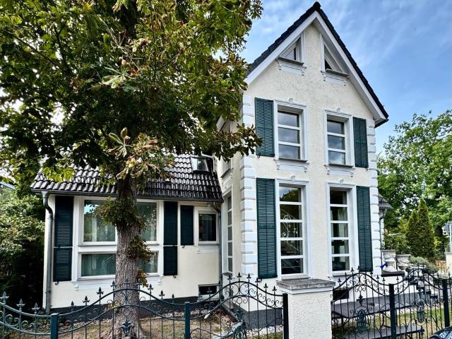 300m2 3 Familien Villa bei Potsdam *Provisionsfrei