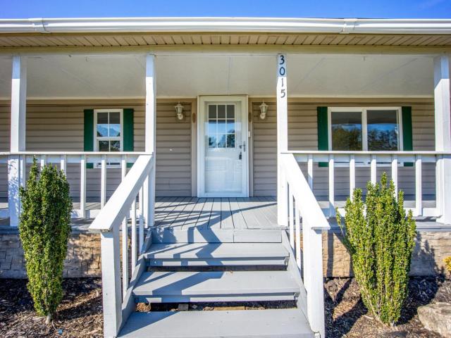 3015 Ladina Drive