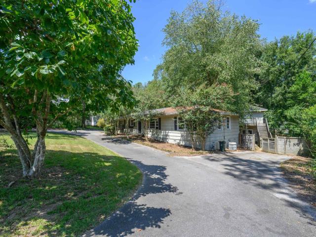 3016 La Haven Circle