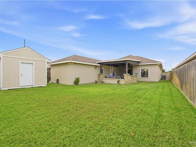 3016 London Drive