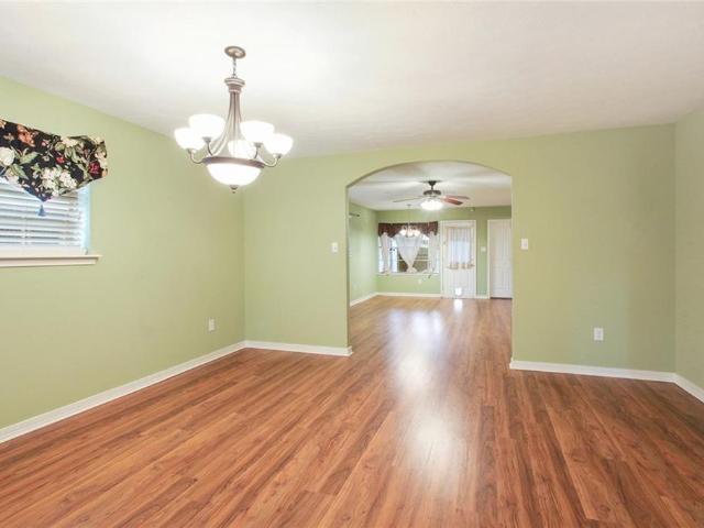 3016 Taft Park