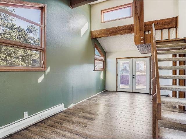 30172 Hilltop Dr, Evergreen, CO 80439 | MLS #1052